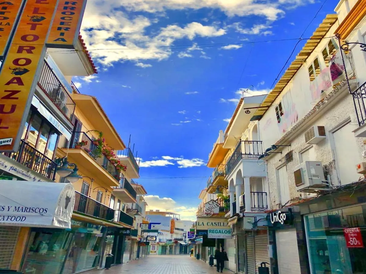 Paris Dream - Torremolinos 아파트 0*,